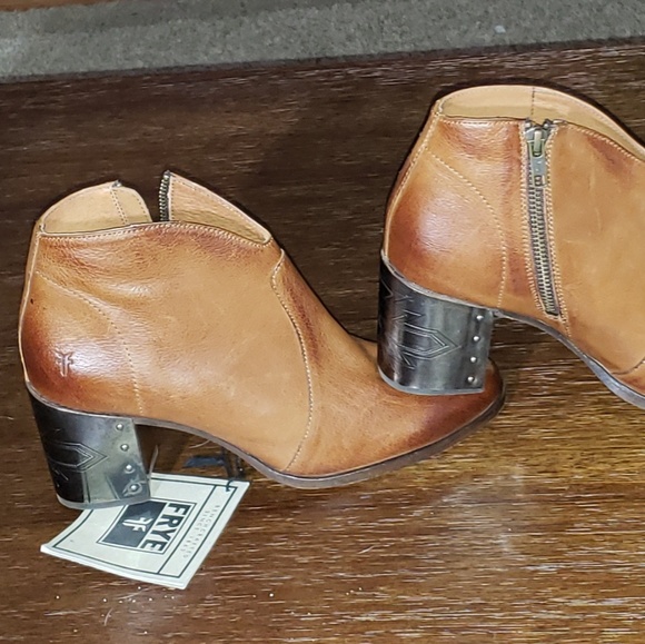 Brand new Frye booties - Picture 6 of 7